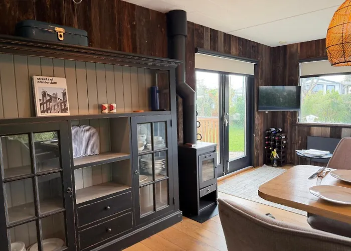 520 Op Recreatiepark De Wielen شاليه