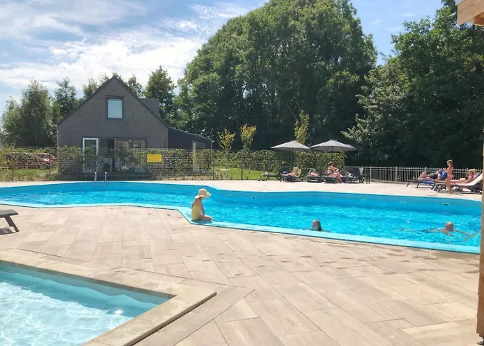 520 Op Recreatiepark De Wielen * 신트 마르턴