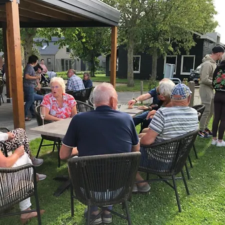 520 Op Recreatiepark De Wielen Σαλέ *