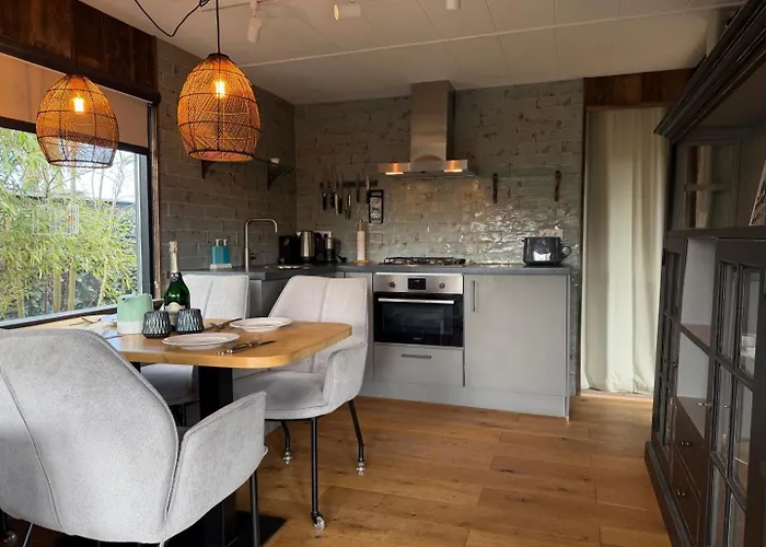 Σαλέ 520 Op Recreatiepark De Wielen