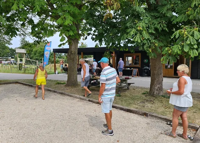 Horská chata 520 Op Recreatiepark De Wielen *